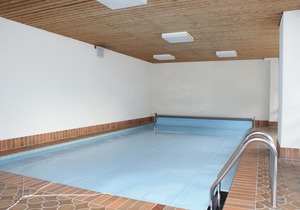 Apartment for 4 people, free pool access, view of Lake Champex-Lac