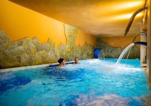 Rural apartment La Venta del Charco for 8 people