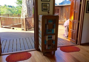 Exotic High End Unique Off-The-Grid Treehouse, steps away from the Mopan River!
