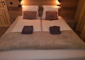The nussi, s chalet 1 Bach