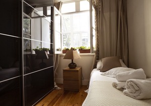 Single room bed - Guest House Blue Quarter