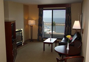 Ramada by Wyndham Jordan/Beacon Harbourside Resort
