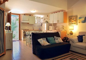 PINARELLO-Mini 2 bedroom villa 500m from the beach MS6