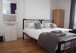 Quire Court Apartments - Apartment QC7