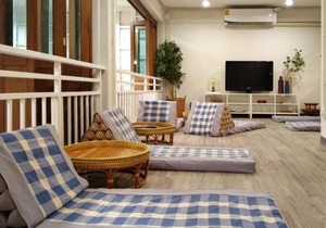 Fun Cafe & Hostel Bangkok