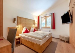 Ravishing Apartment in Saalbach with Sauna near Ski Slopes