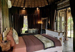 Most Exotic Beachfront Villa Keong