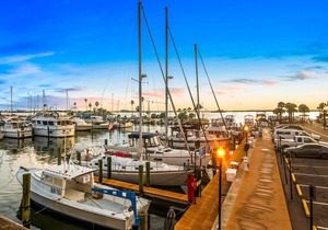 Best Western Plus Yacht Harbour Inn