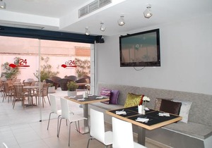 Eco Alcala Suites