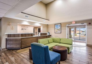 MainStay Suites Cedar Rapids