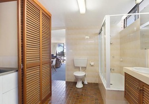 Aries Unit 5 - Beachfront Central Coolangatta