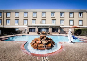 Holiday Inn Express Hotel & Suites Nacogdoches