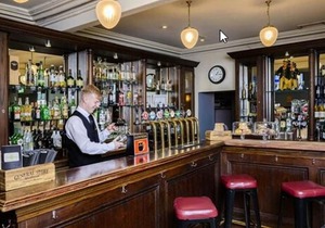 Commodore Hotel Cobh