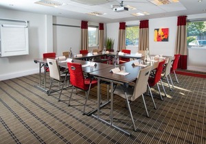 Holiday Inn Express Birmingham Oldbury