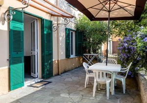 Varazze Apartment