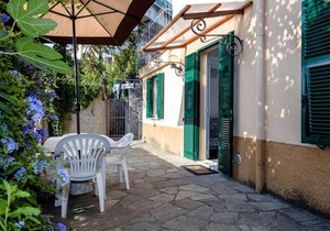 Varazze Apartment