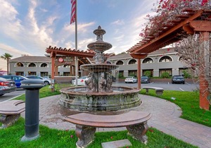 BEST WESTERN Plus Brookside Inn