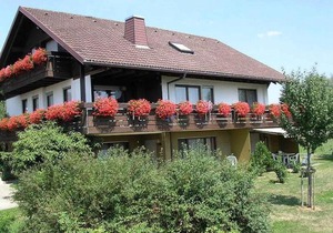 Ferienwohnungen Tröndle im Rosendorf