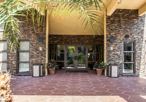 Comfort Inn & Suites - Lantana - West Palm Beach South