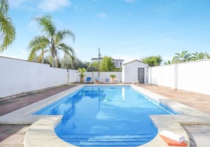 Casa Villanueva 4 - Sólo Familias