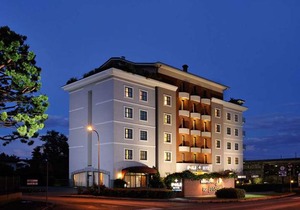 Poli Hotel