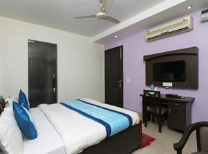 Oyo Shweta Inn | Sector 40