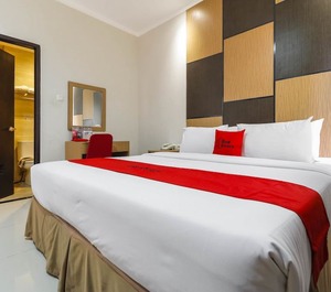 Reddoorz Pantai Losari 