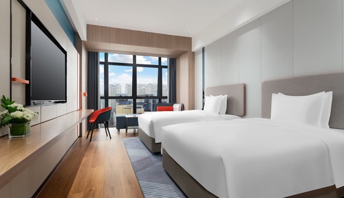 Standard Room, 2 Twin Beds (High Floor)