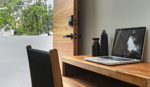 Design Studio Suite, 1 King Bed, Terrace