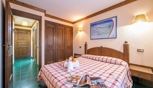Family Apartment, 1 Bedroom, Mountainside (Grange Hike & Ski - 12D Sestriere)