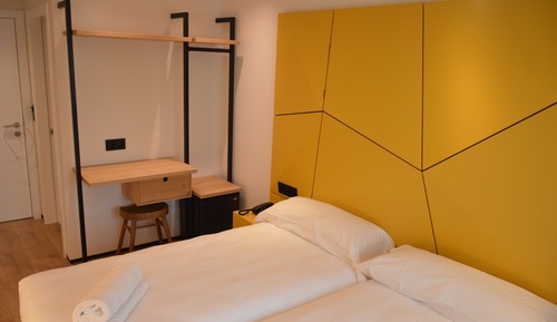 Standard Twin Room, Courtyard View