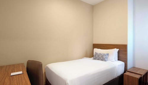 3 Bedroom Deluxe Suite Lakeview