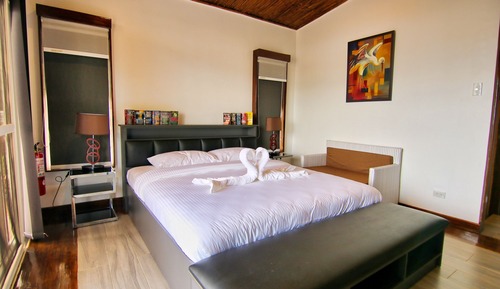 Premier Room