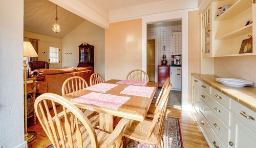 House (2 Bedrooms)