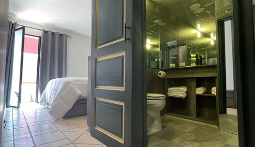 Comfort Double Room Single Use, 1 King Bed