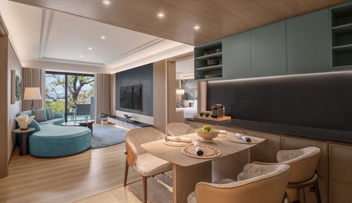 Family Suite, 1 King Bed, Non Smoking