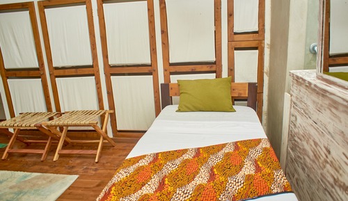 Deluxe Studio, Pool View, Tower