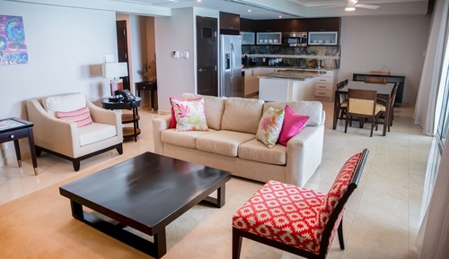 Luxury Penthouse, 2 Bedrooms, Oceanfront