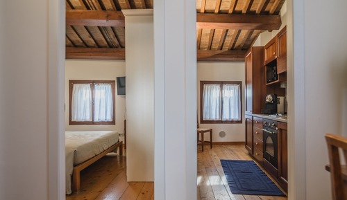 Comfort Room, Kitchen