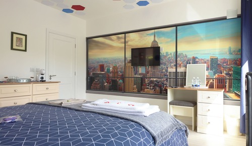 Deluxe Double Room, 1 King Bed, Ensuite, Ground Floor