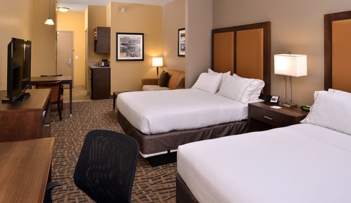 Suite, 2 Queen Beds
