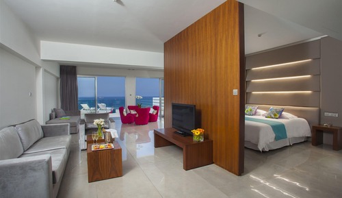 Suite, Terrace, Ocean View