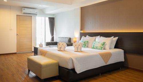 Superior Room, 1 King Bed