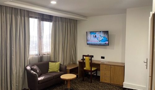 Premier Room
