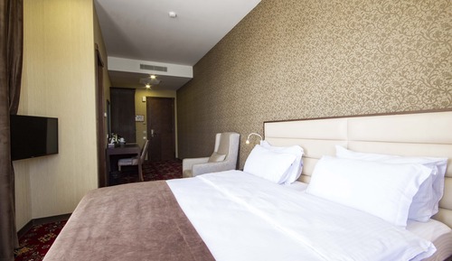 Superior Double or Twin Room, Balcony, Courtyard View