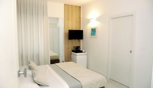 Basic Room