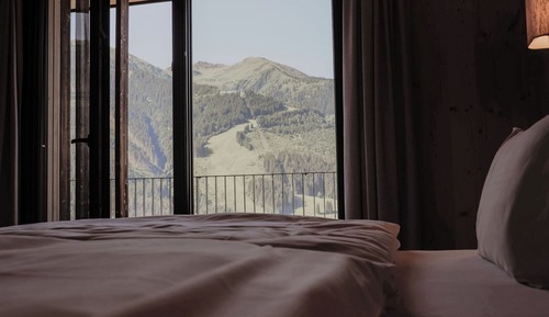 Luxury Penthouse, 4 Bedrooms, Hot Tub, Executive Level (Sauna)