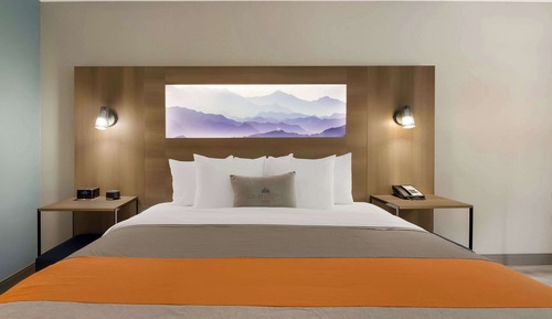 Premier Room, 1 King Bed, Non Smoking