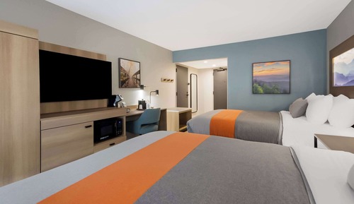 Premier Room, 2 Queen Beds, Non Smoking