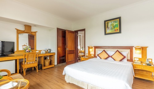 Deluxe Room, Garden View